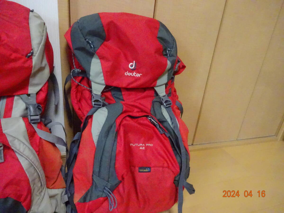 deuter ドイター バックパック Futura Pro 42 2個/FUTURA 32 3個セット まとめて 登山/ハイキング/練習用にどうでしょうか 現状渡しの画像2