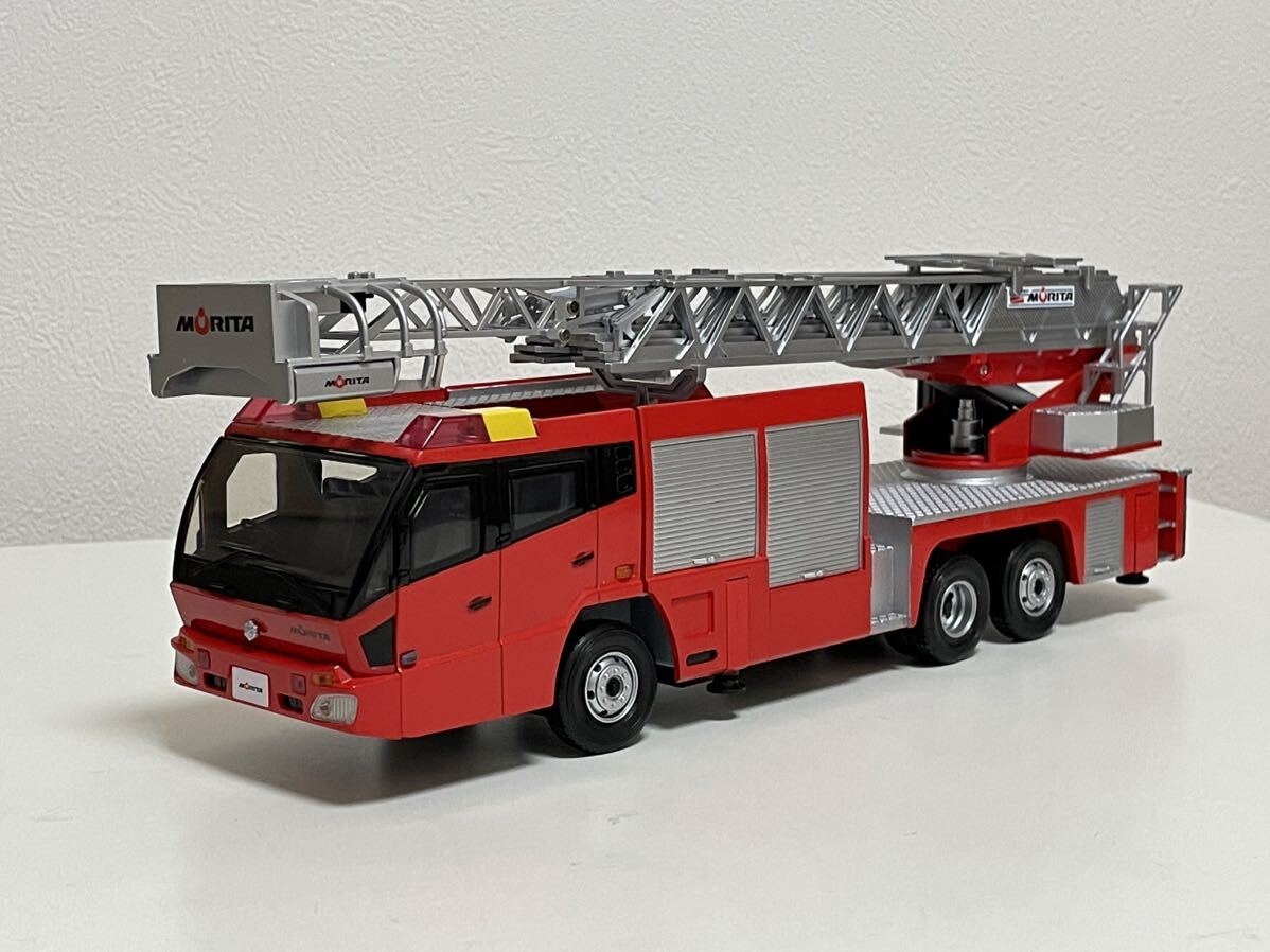 【開封品】モリタ 先端屈折式はしご付消防車　スーパージャイロラダー 1/32 はしご車　消防車_画像5