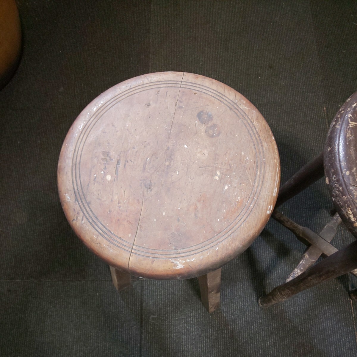 昭和レトロ 丸椅子 二脚 当時もの 格安売り切りスタートsの画像2