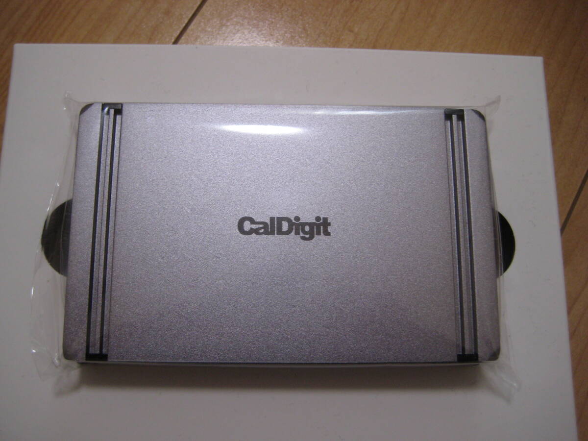 CalDigit Thunderbolt 4 Element Hub TB4-ElementHub-JP ハブ サンダーボルトの画像1