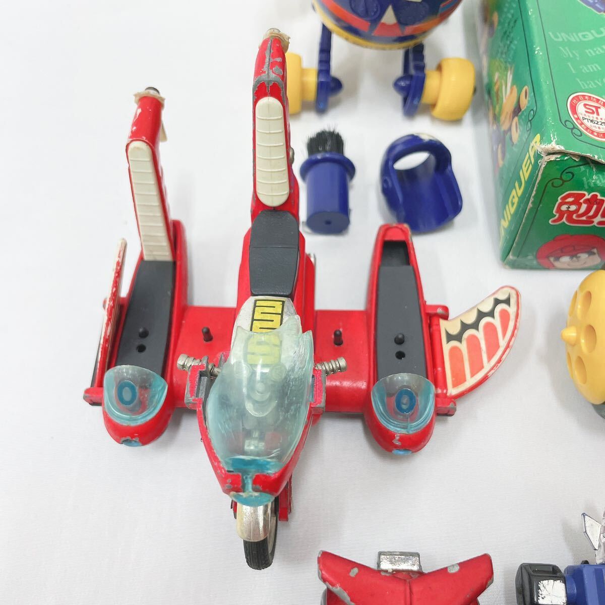  old Takara Microman ak beige B/ old Aoshima red Panther / red kozmik other plastic model toy together that time thing retro R.03290