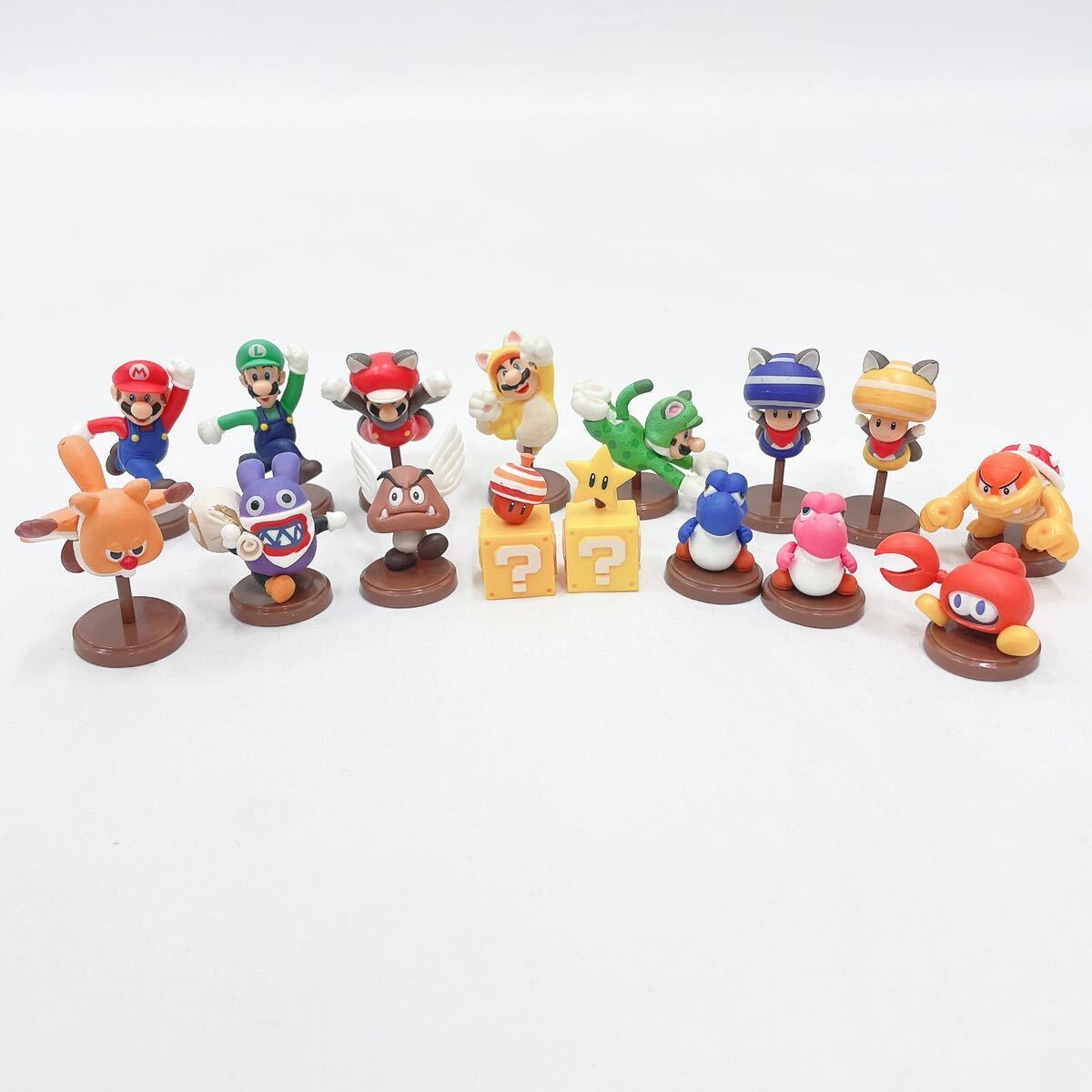 フルタ製菓 チョコエッグ スーパーマリオ フィギュア まとめて 16点 マリオ ルイージ キノピオ クリボー 他 R尼0409〇の画像1