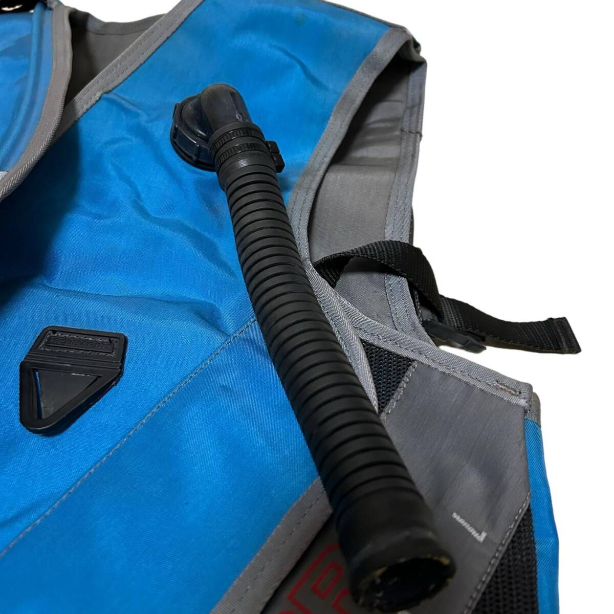 SCUBAPRO FINSEAL BCジャケット Lサイズ スキューバダイビング ブルー・Air2 専用中圧 ※汚れ アウター_画像2