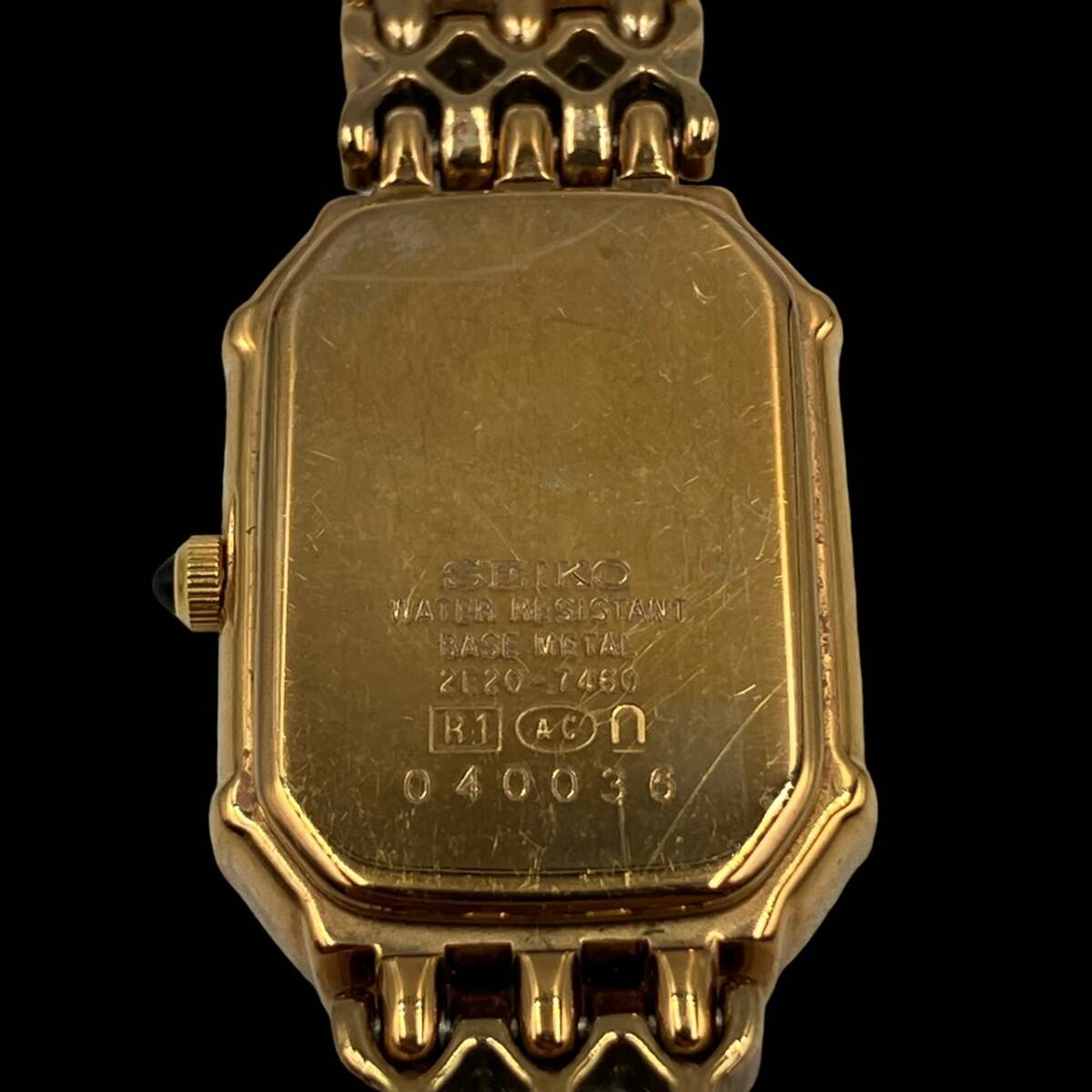 セイコー エクセリーヌ ゴールドカラー シェル文字盤 2E20-7460 腕時計 不動品の画像6
