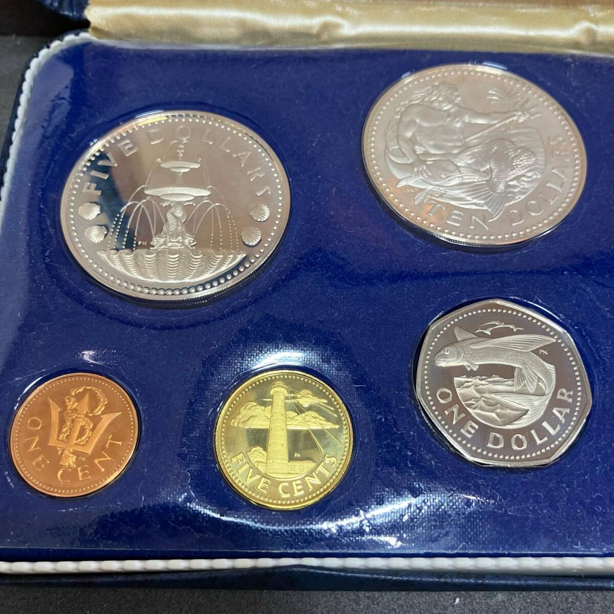 バルバトス プルーフコイン 銀貨 含む 8枚セット プルーフコイン 1977年発行 フランクリンミントの画像3