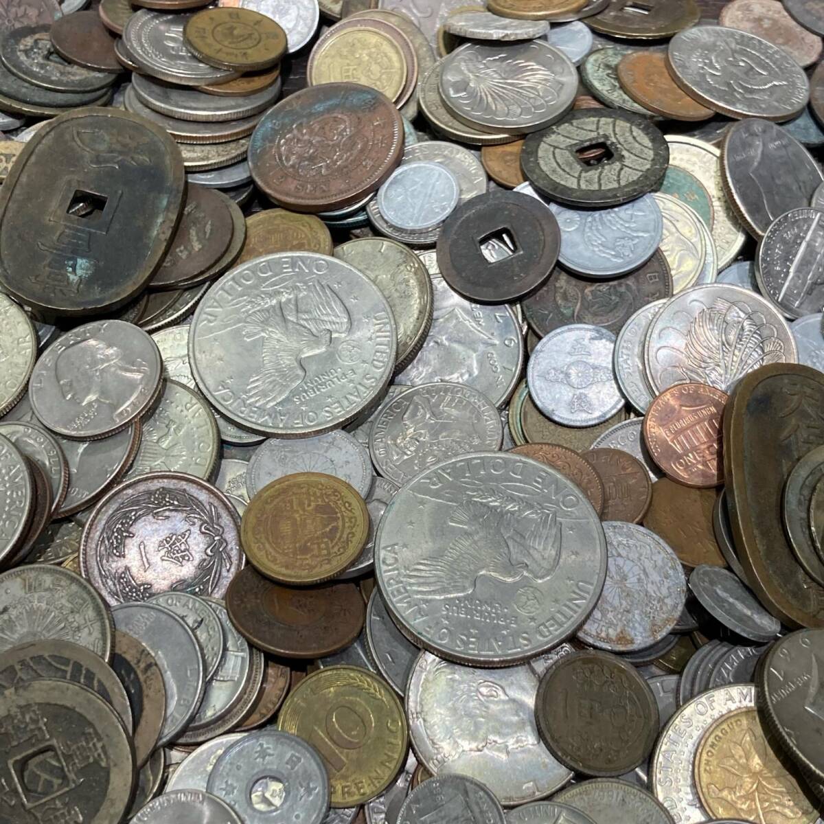 外国銭おまとめ 約4kg 古銭 硬貨 紙幣 天保通宝 メキシコ 中国 世界 アジア ヨーロッパ 他 海外貨幣 外貨の画像8