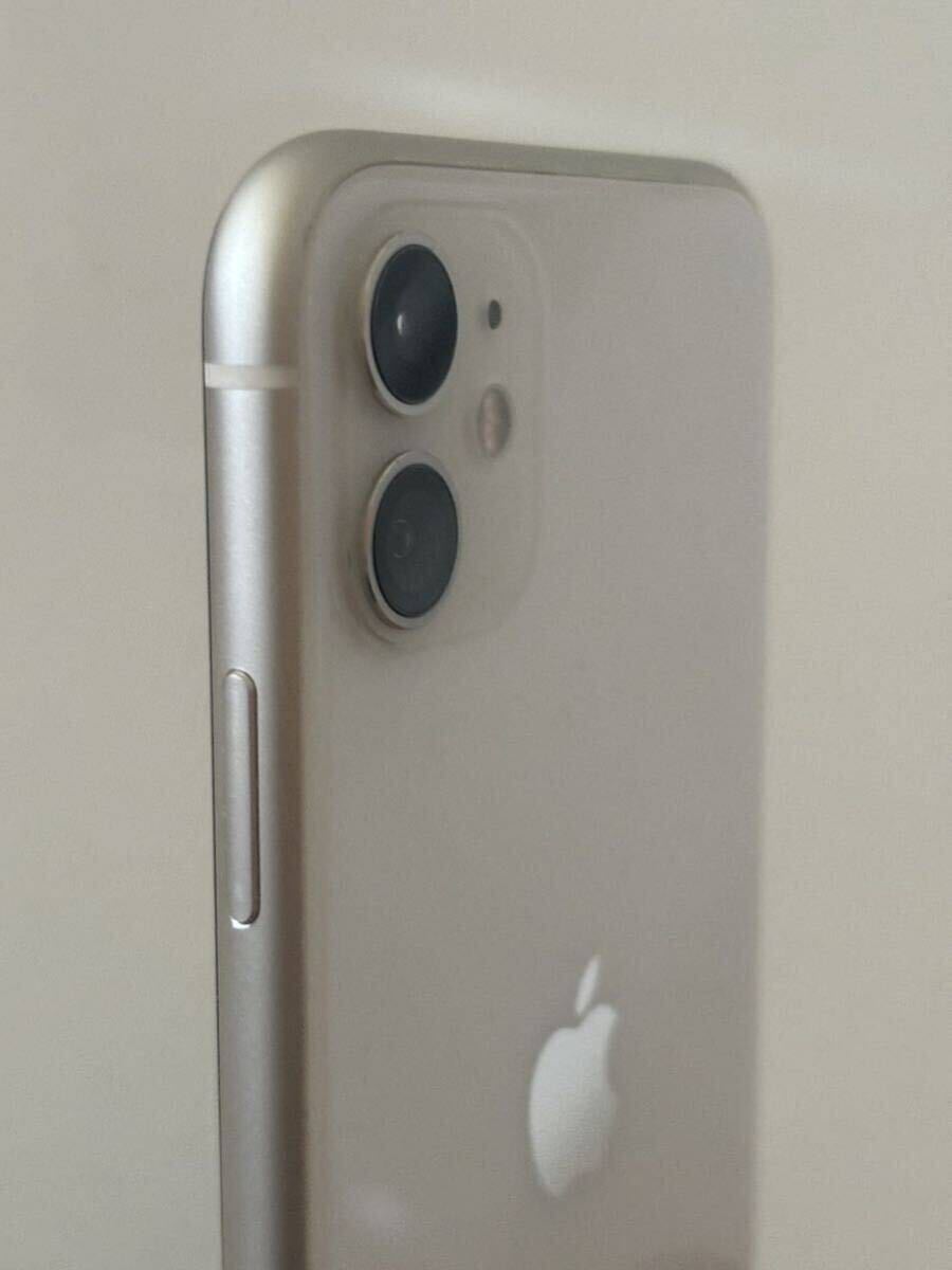 Apple iPhone11 White A2221 MWLU2J/A 64GB バッテリー90% 元箱あり 付属品付 保護フィルム2枚付の画像7