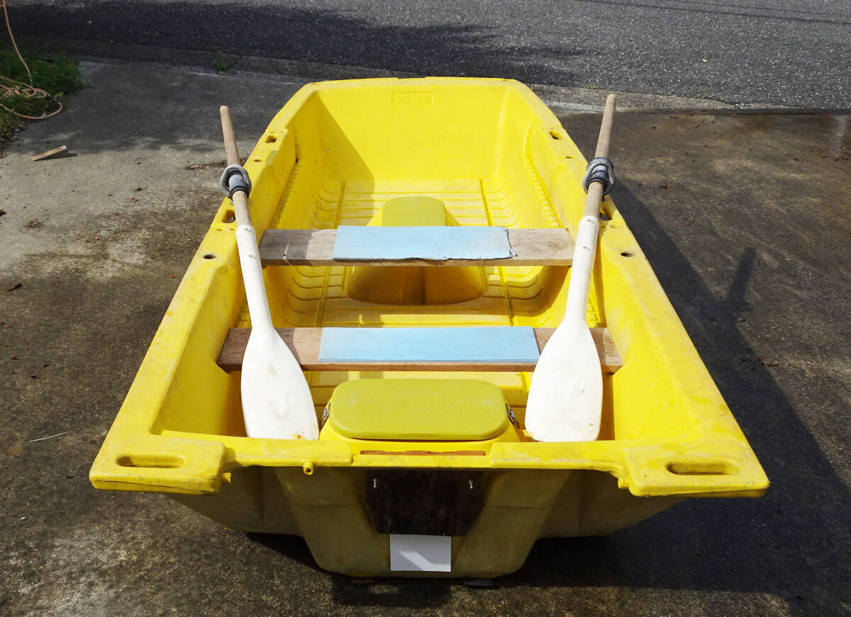 リョービ ボートエース RYOBI  BOAT ACE ROB-30I 定員３名 生け簀付き、手こぎボート 船外機取付可能 アンカー、魚探等付属の画像1