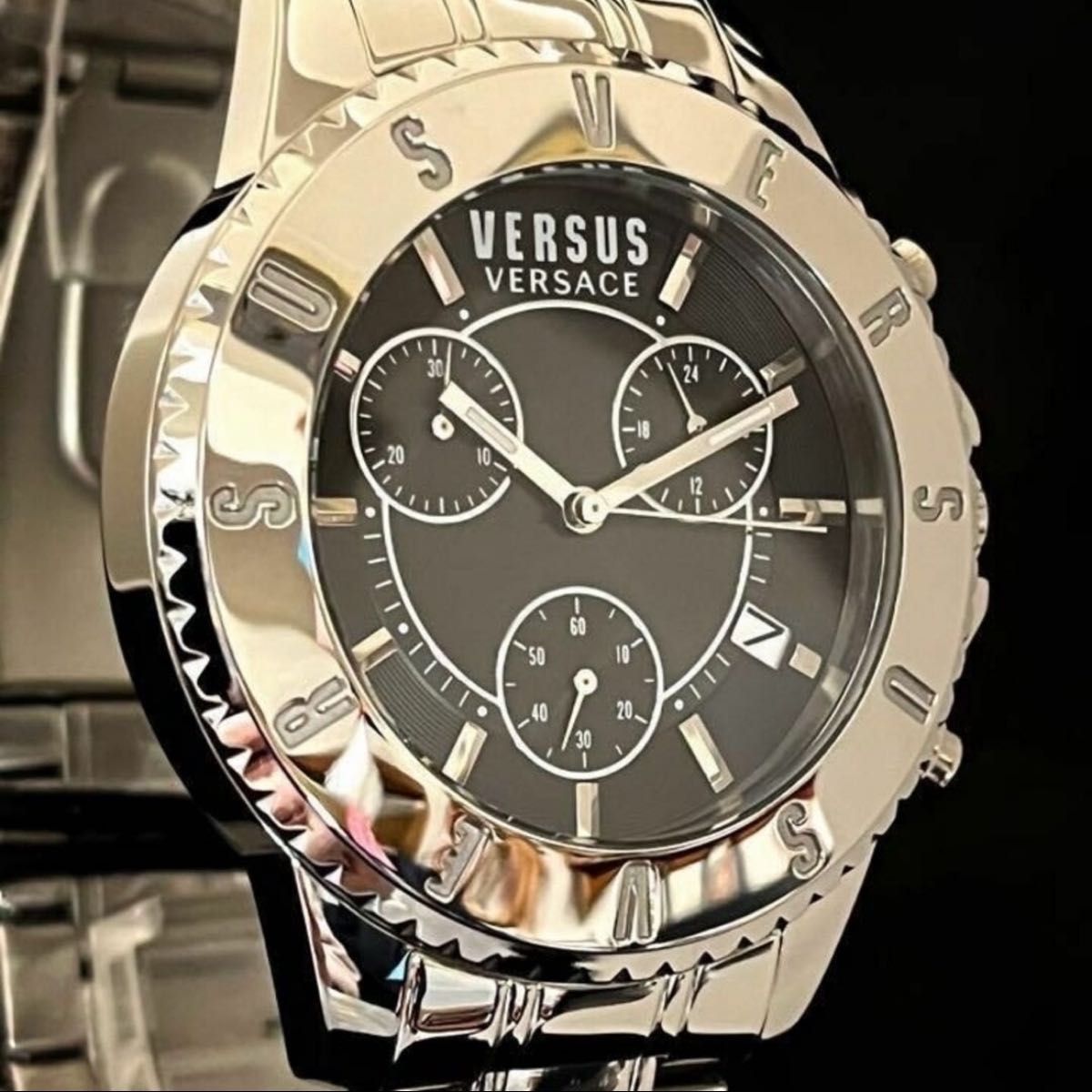【激レア！】Versus Versace/ベルサス ベルサーチ/メンズ腕時計/シルバー.ブラック色/ プレゼントに/男性用/希少