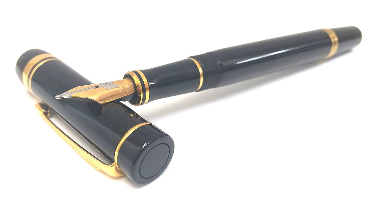 【745】PARKER パーカー 18K-750 ペン先K18 万年筆 筆記用具 ブラック×ゴールド 黒×金の画像1