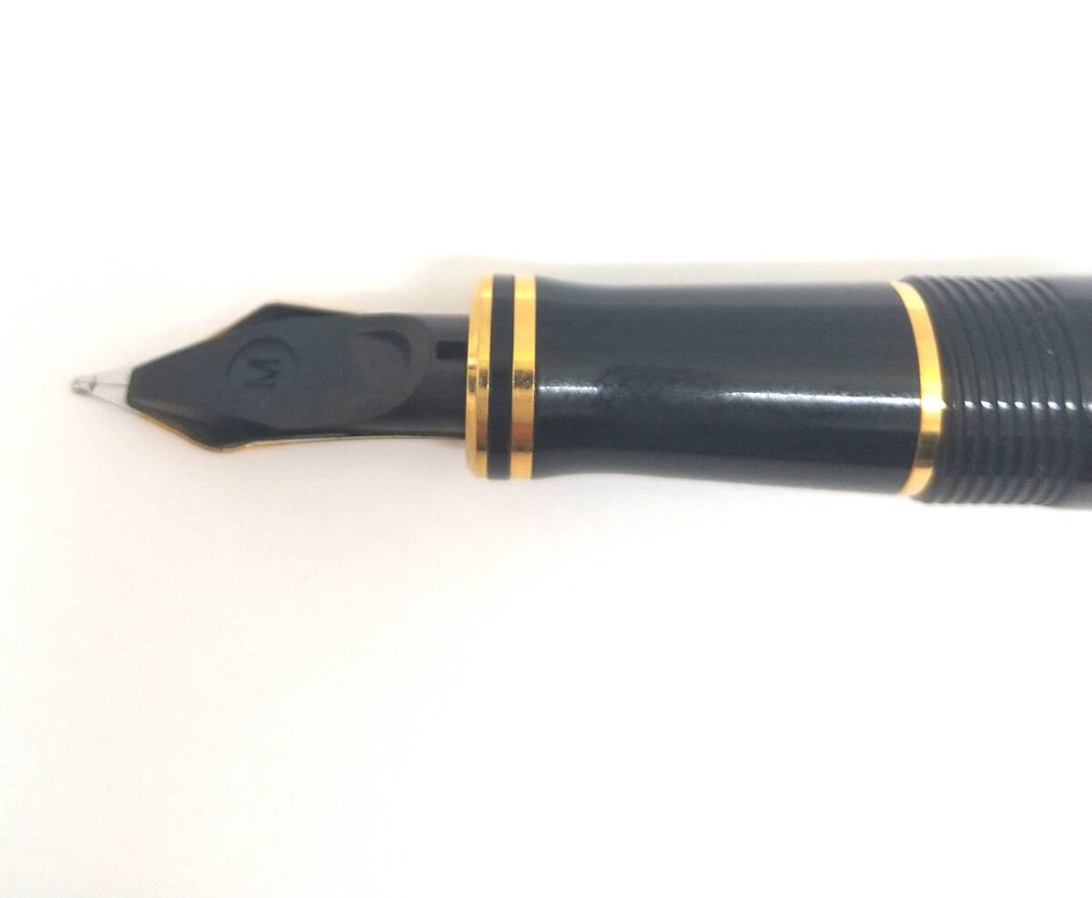 【745】PARKER パーカー 18K-750 ペン先K18 万年筆 筆記用具 ブラック×ゴールド 黒×金の画像4