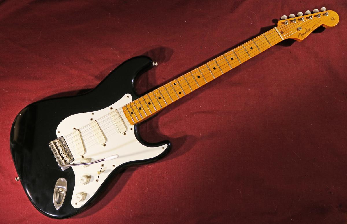【Fender Japan】ST54-770LS（BLK）'54 Stratocaster Black（Lace Sensor Gold＋Mid Booster 搭載／Vシェイプネック／Alderボディ）日本製_画像10