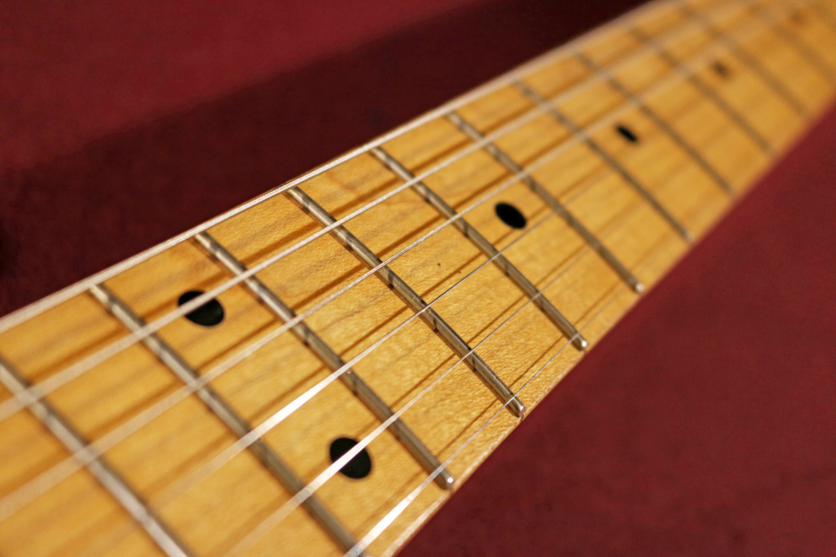 Yahoo!オークション - 【Fender Japan】ST-STD(Y)Stratocaster Yahoo!オークション - 【Fender Japan】ST-STD(Y)Stratocaster