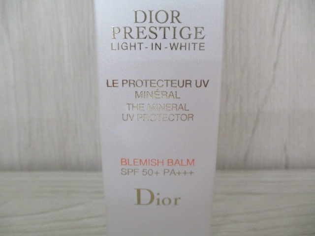 DIOR ディオール プレステージ ホワイト ル プロテクター UV ミネラル 30ml 日焼け止め SPF50 化粧下地 中古品240422の画像2