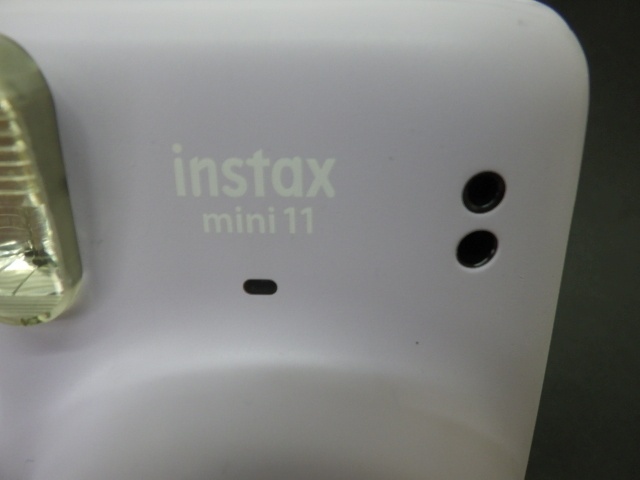 富士フィルム FUJIFILM インスタントカメラ チェキ instax mini 11 ライラックパープル INS MINI 11 PURPLE 中古品 240426