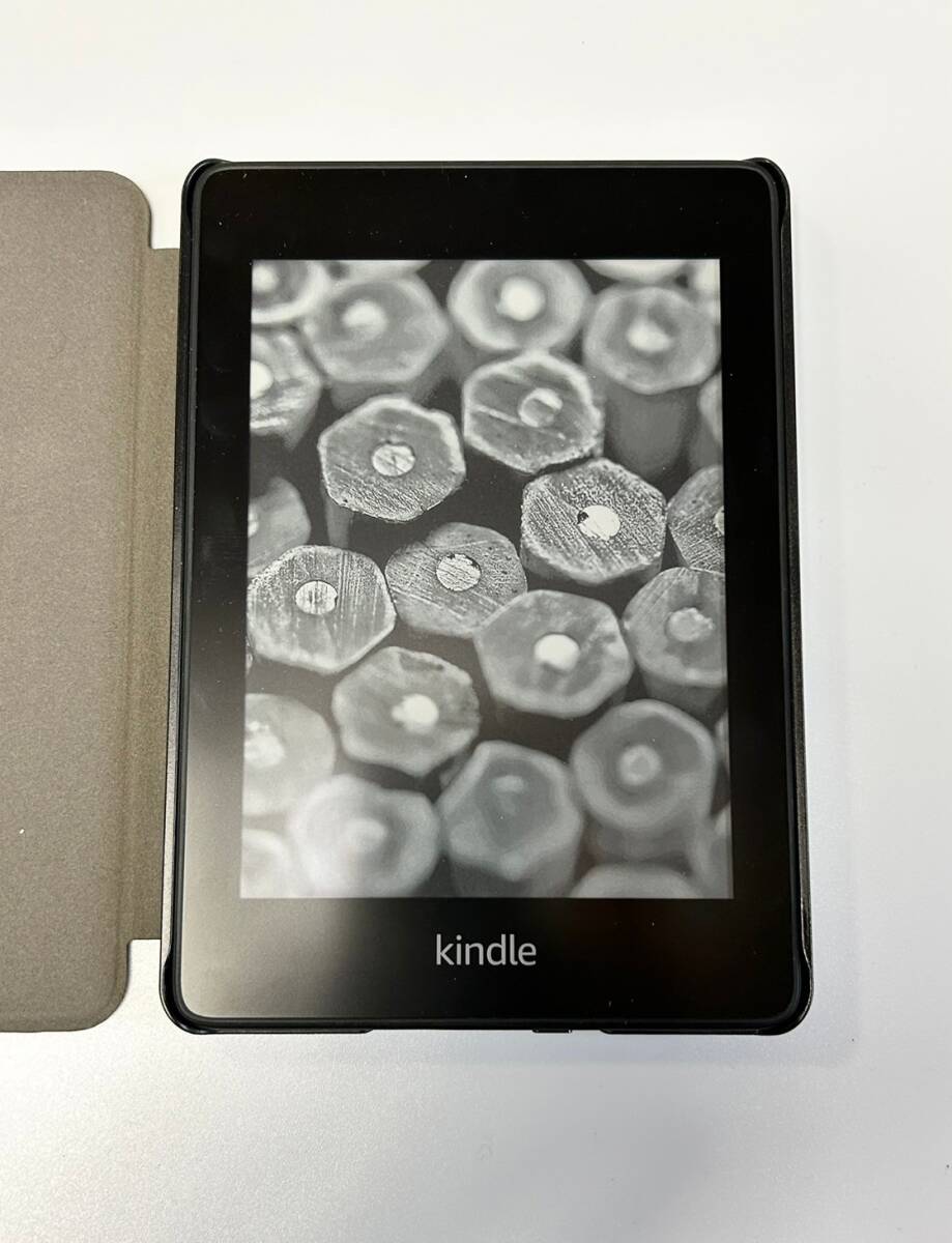 Kindle Paperwhite 32GB ケース付き PQ94WIF 本体美品の画像1