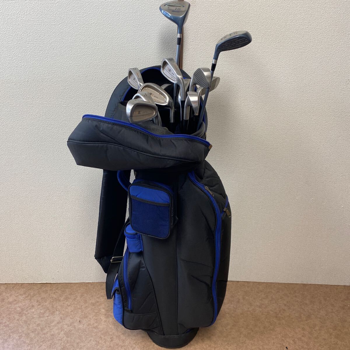 【A-16】 MIZUNOミズノCRUXM-701 ゴルフクラブセット ドライバー アイアン ZEPHYR EG-245V バッグ付き の画像1
