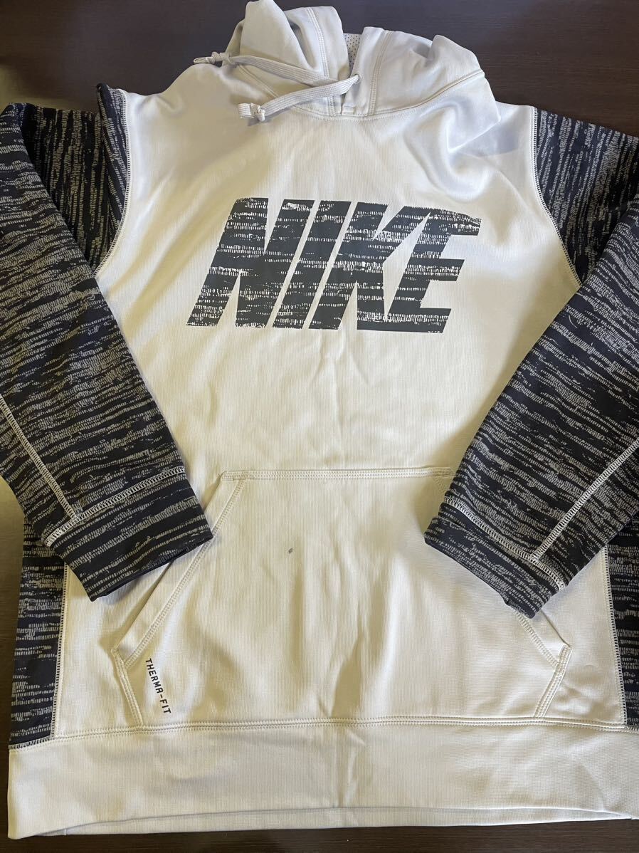 NIKE ナイキ パーカー トップス トレーナー THERMA-FIT サイズL XL メンズ レディース ファッション スポーツ ジム 当時物 u3443_画像4