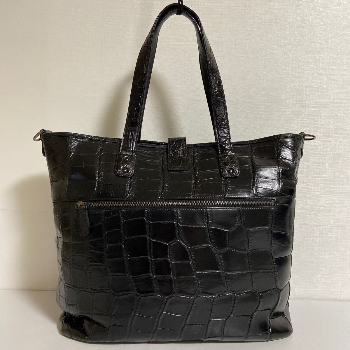 ★マットクロコダイル 大きめ トートバッグ (Black) ★size：W 45／37×H 33×D 13.5㎝ ★未使用・保管品の画像4