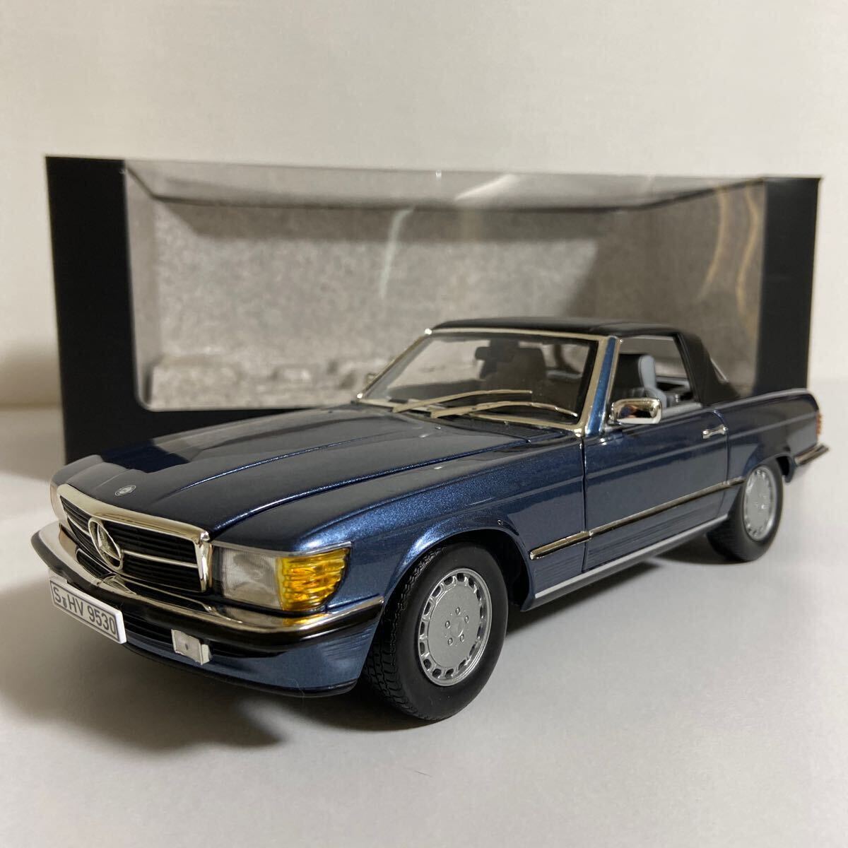 ★ベンツディーラー／BENZ-DEALER／NOREV： 1/18 ★メルセデス ベンツ 300SL R107／AMG ONE／Mercedes-Benz 300SL R107 (ブルメタ) ☆used_画像1