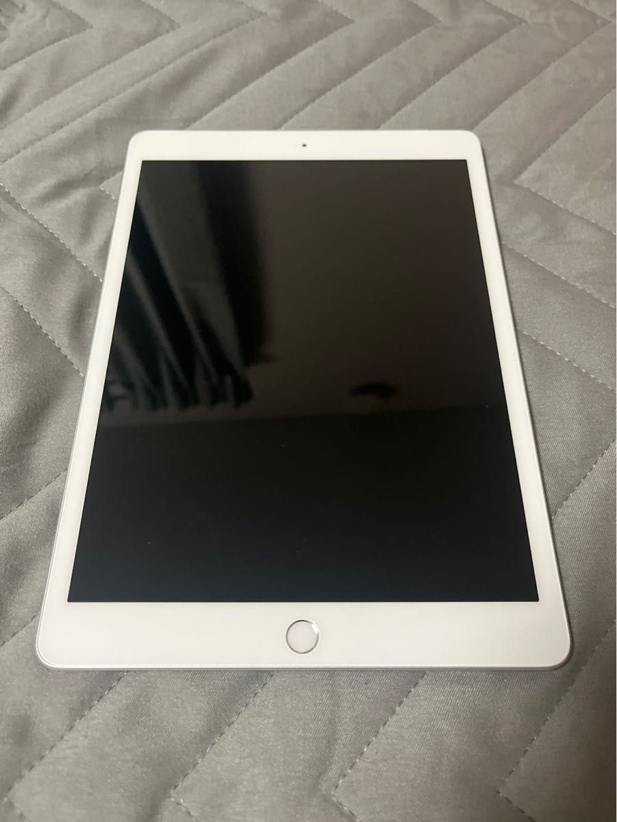 iPad第8世代セルラーモデル(au) 