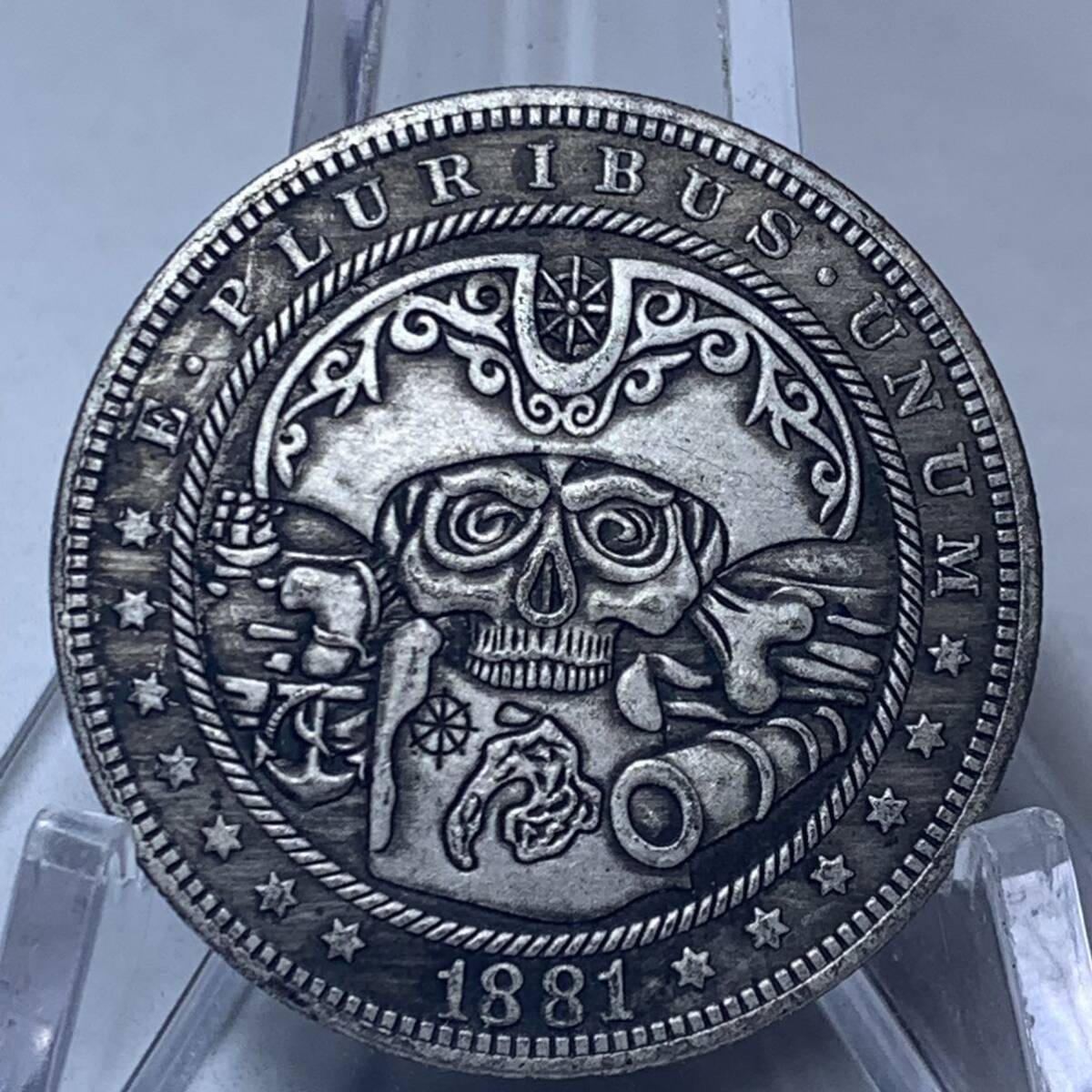 WX1384流浪幣 髏 天眼 鷹紋 外国硬貨 貿易銀 海外古銭 コレクションコイン 貨幣 重さ約22g_画像1
