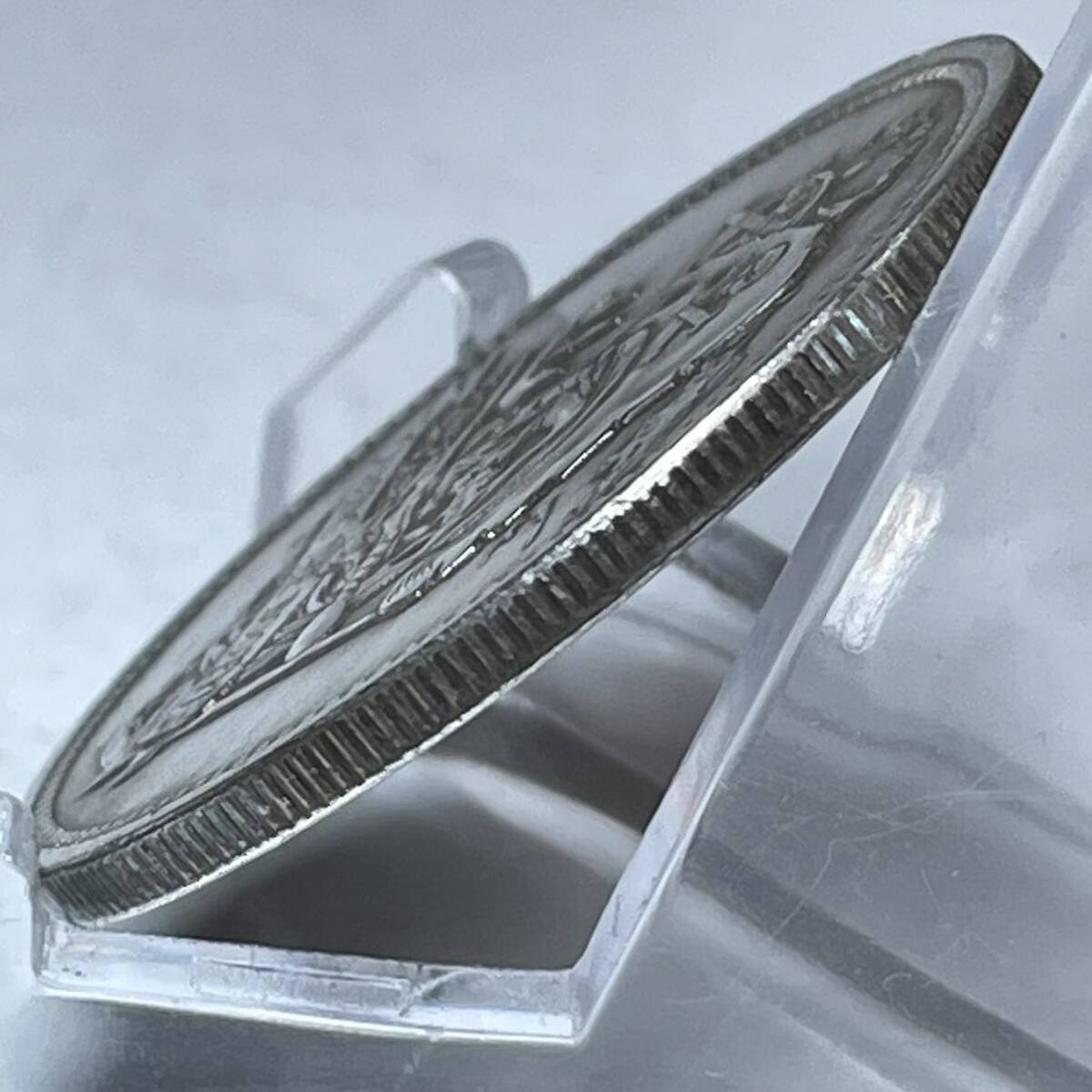 WX1412流浪幣 髑髏 海賊 天眼 鷹紋 外国硬貨 貿易銀 海外古銭 コレクションコイン 貨幣 重さ約21gの画像3