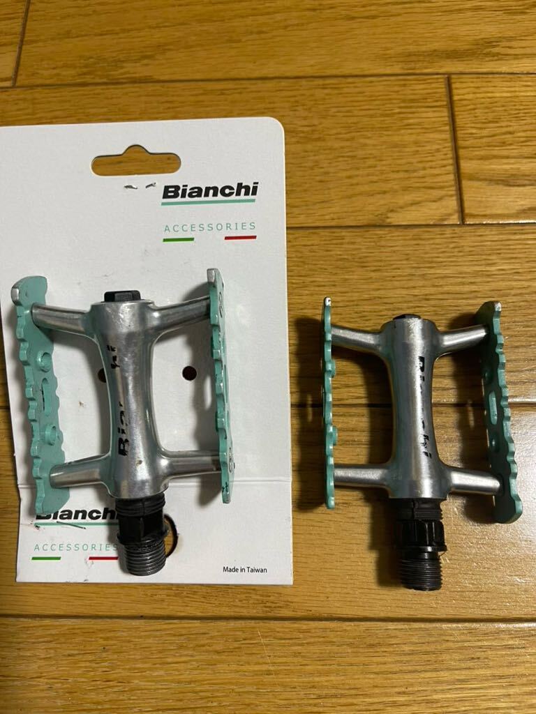 ★ Bianchi ビアンキ フラットペダル 中古★の画像2