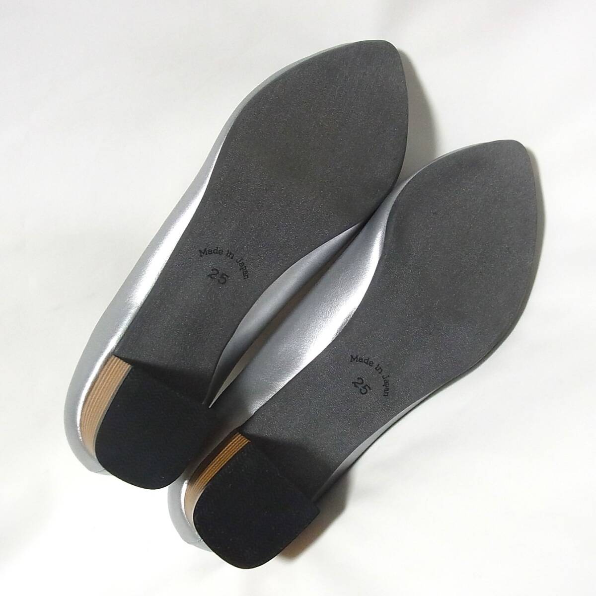  не использовался SUaSHIs way si- обувь in Kobe туфли-лодочки 25.0cm/25cm действующий товар * сделано в Японии серебряный цвет коричневый n ключ каблук 3.5cm