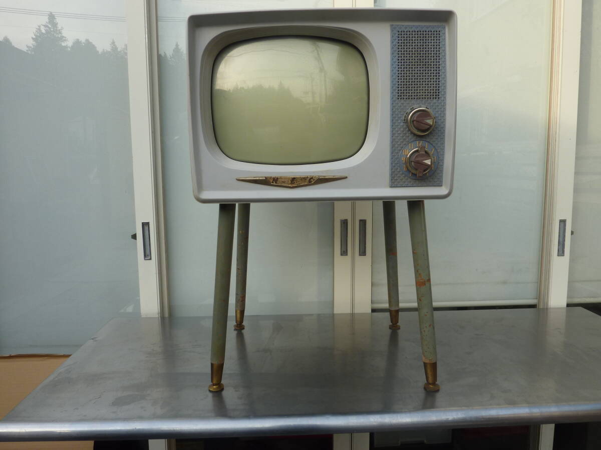 Yahoo!オークション - 古い 真空管 テレビ NEC 14T-533 昭和レトロ Yahoo!オークション - 古い 真空管 テレビ NEC 14T-533 昭和レトロ