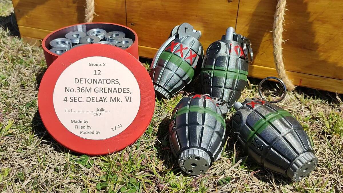 Grenade No.36M Mk.1 ”ミルズ手榴弾” (完全版) モデルクラッカーの画像1