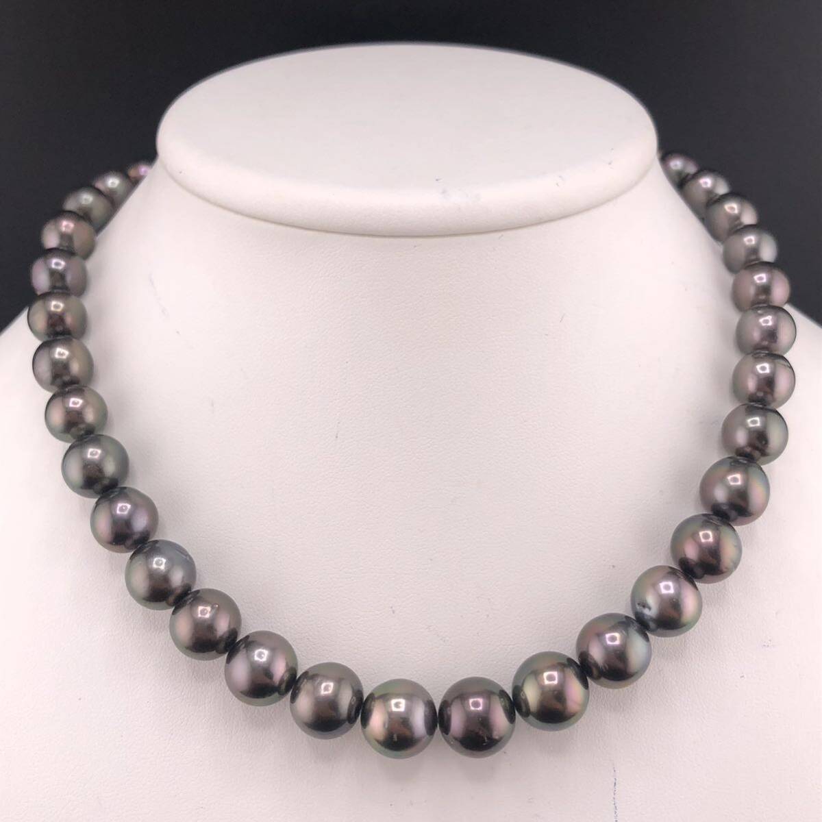 E03-9251 【鑑別書☆箱付き】黒蝶パールネックレス 8.9mm~11.9mm 40cm 65g ( 黒蝶真珠 Pearl necklace SILVER )の画像1