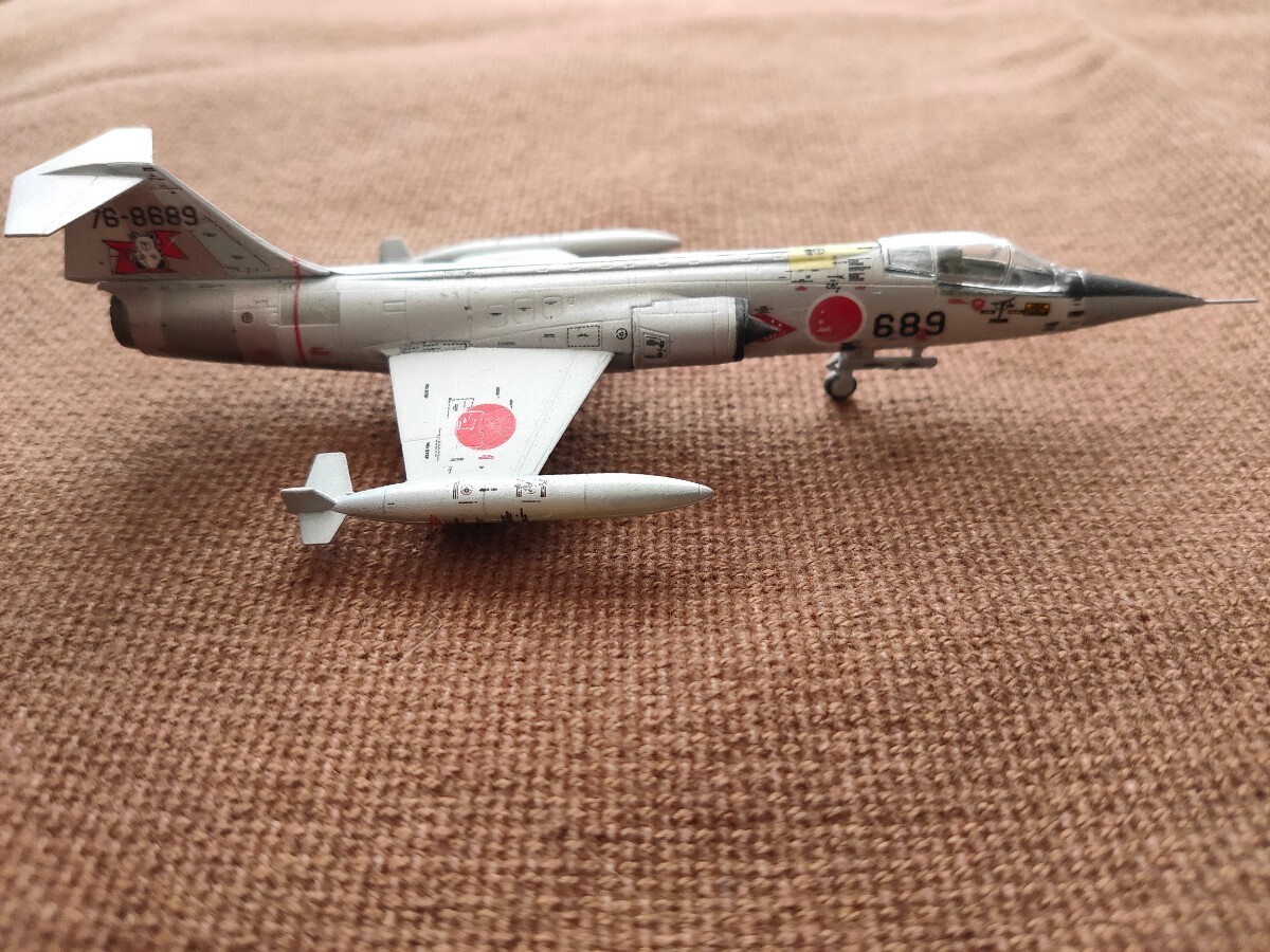 エフトイズ製 1/144スケール 航空自衛隊 F-104J 千歳基地 組立済完成品 の画像7