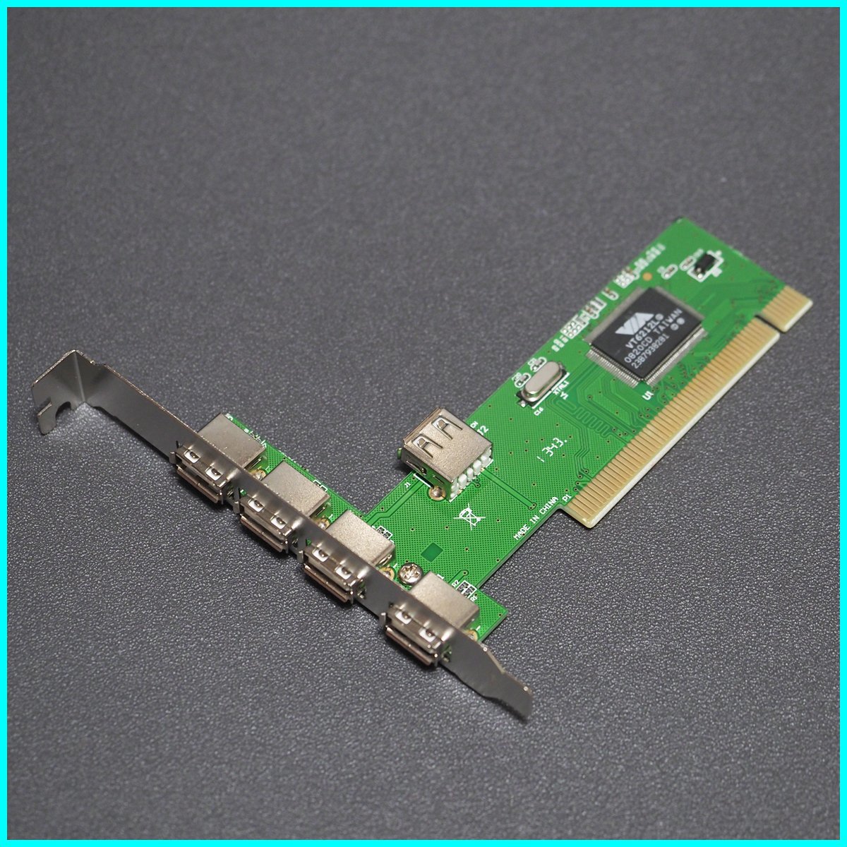 VIA VT6212L搭載 外部4ポート 内部1ポート USB2.0 PCI バルクの画像1