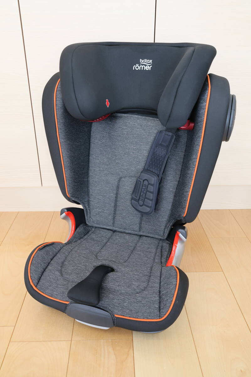 britax romer ブリタックス レーマー KIDFIX II XP SICT BLACK MARBLE ブラックマーブル ISOFIX ジュニアシート チャイルドシートの画像1