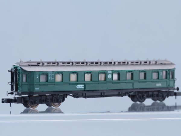 ARNOLD Nゲージ 三等客車 DRG ドイツ帝国鉄道 Berlinの画像1