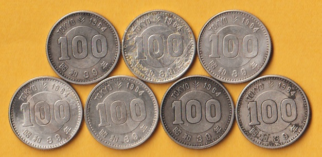 ☆東京オリンピック百円銀貨《7枚》  普通品/並下の画像1