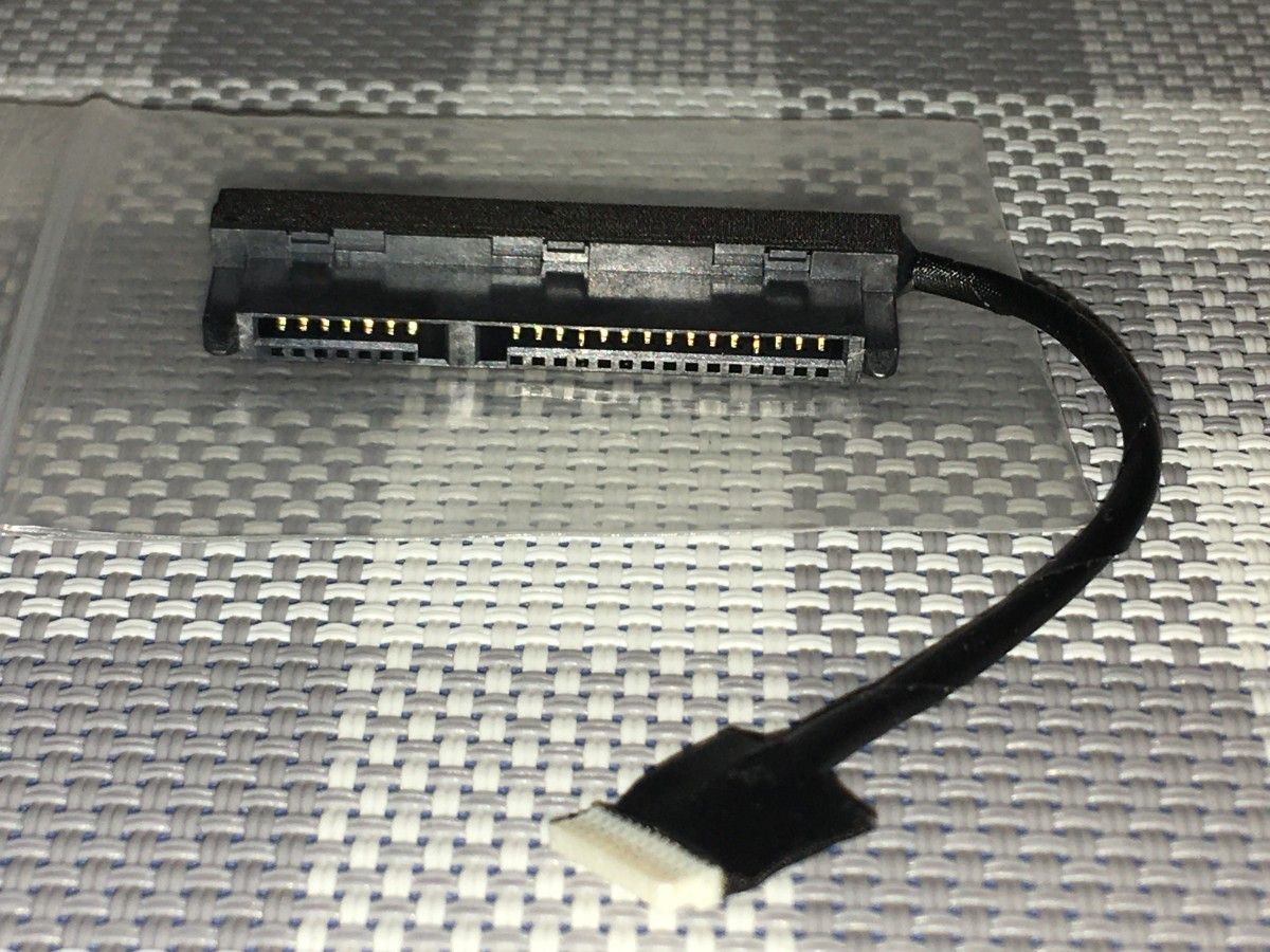 MINISFORUM UM690 付属 純正2.5インチSATA接続（変換）ケーブル