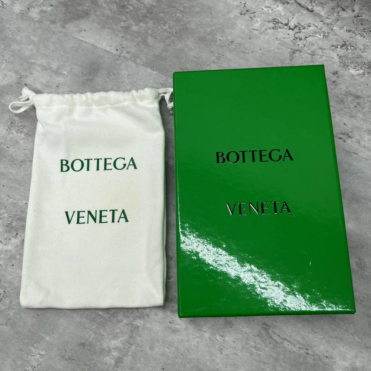 1円～【美品】BOTTEGA VENETA ボッテガヴェネタ 財布 ラウンドジップ ラウンドファスナー シャイニング クロコ 黒 ブラック 箱付きの画像10