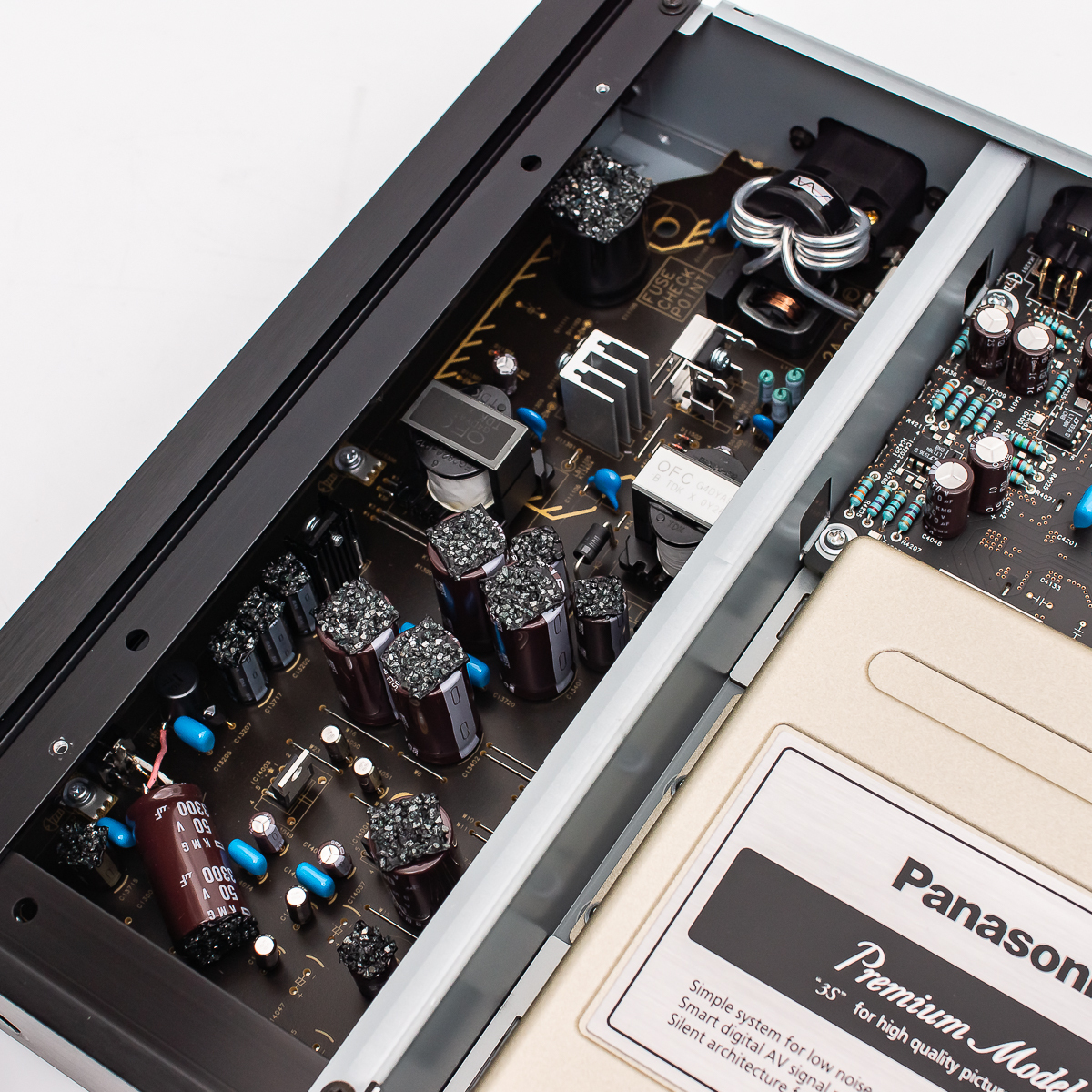 【根布チューン 2021年製完動美品 付属品完備】 パナソニック DP-UB9000 ブルーレイプレーヤー Panasonic Neb Tuneの画像9