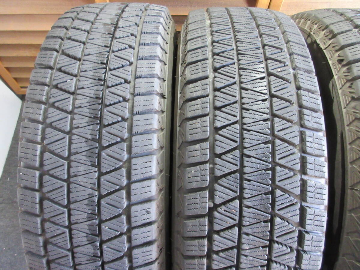 G1862 ②★2022年製★バリ山★冬★215/70R16 100Q BRIDGESTONE BLIZZAK DM-V3 4本セット★個人宅様営業所止め_画像2