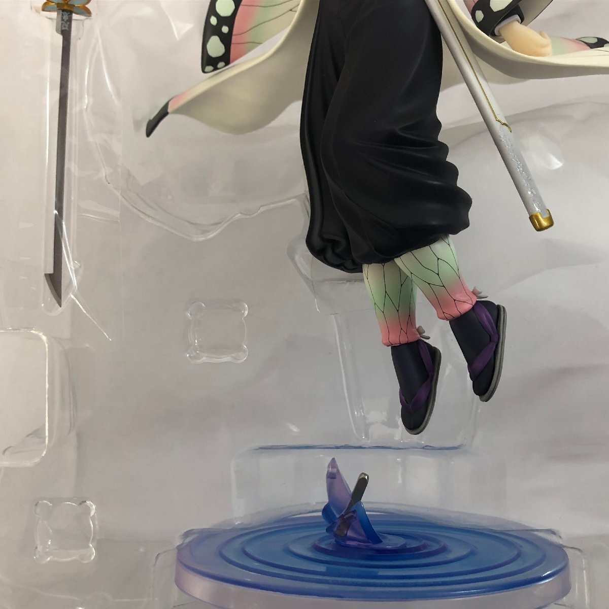 胡蝶しのぶ 1/8 フィギュア 「鬼滅の刃」 ALTER