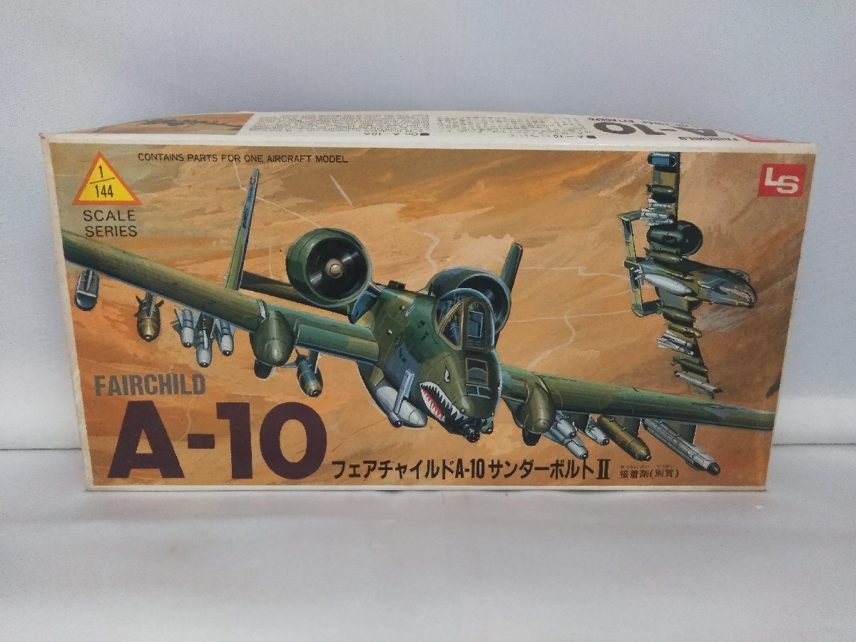 （ジャンク扱い）1/144 フェアチャイルド A-10 サンダーボルトII プラモデル LSの画像1