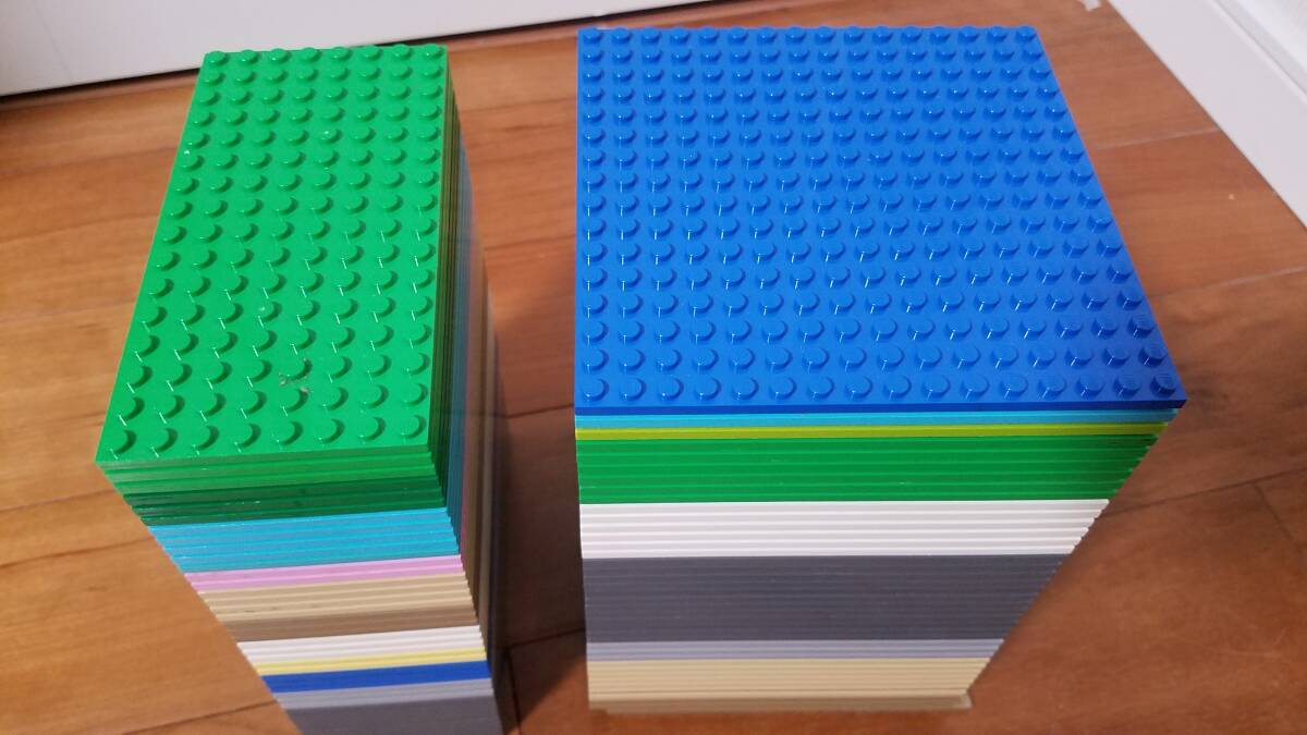 レゴ パーツ ベースプレート 16×16 16×8 大量 80枚 白 灰 タン 青 緑 土台 裏もくっつく ジオラマ 創作 大量出品中 同梱可能 正規品の画像4