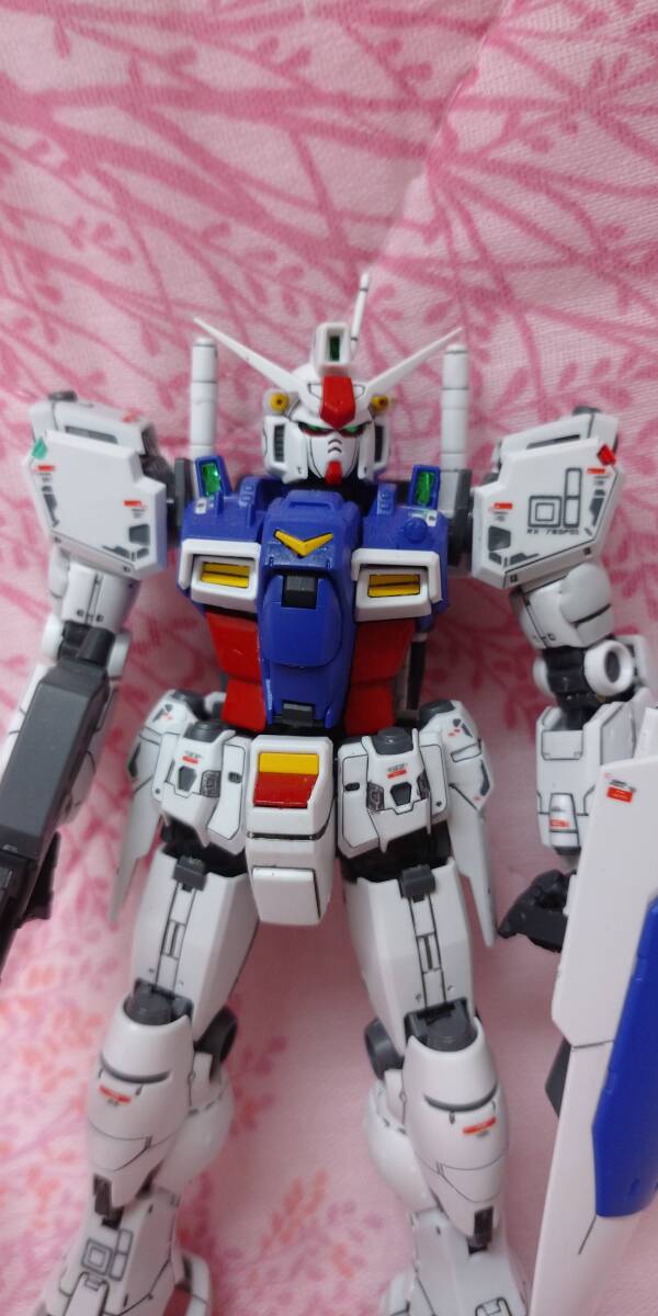 RG 1/144 RX-78GP01 ガンダム試作1号機 ゼフィランサス 完成品 ジャンク_画像3