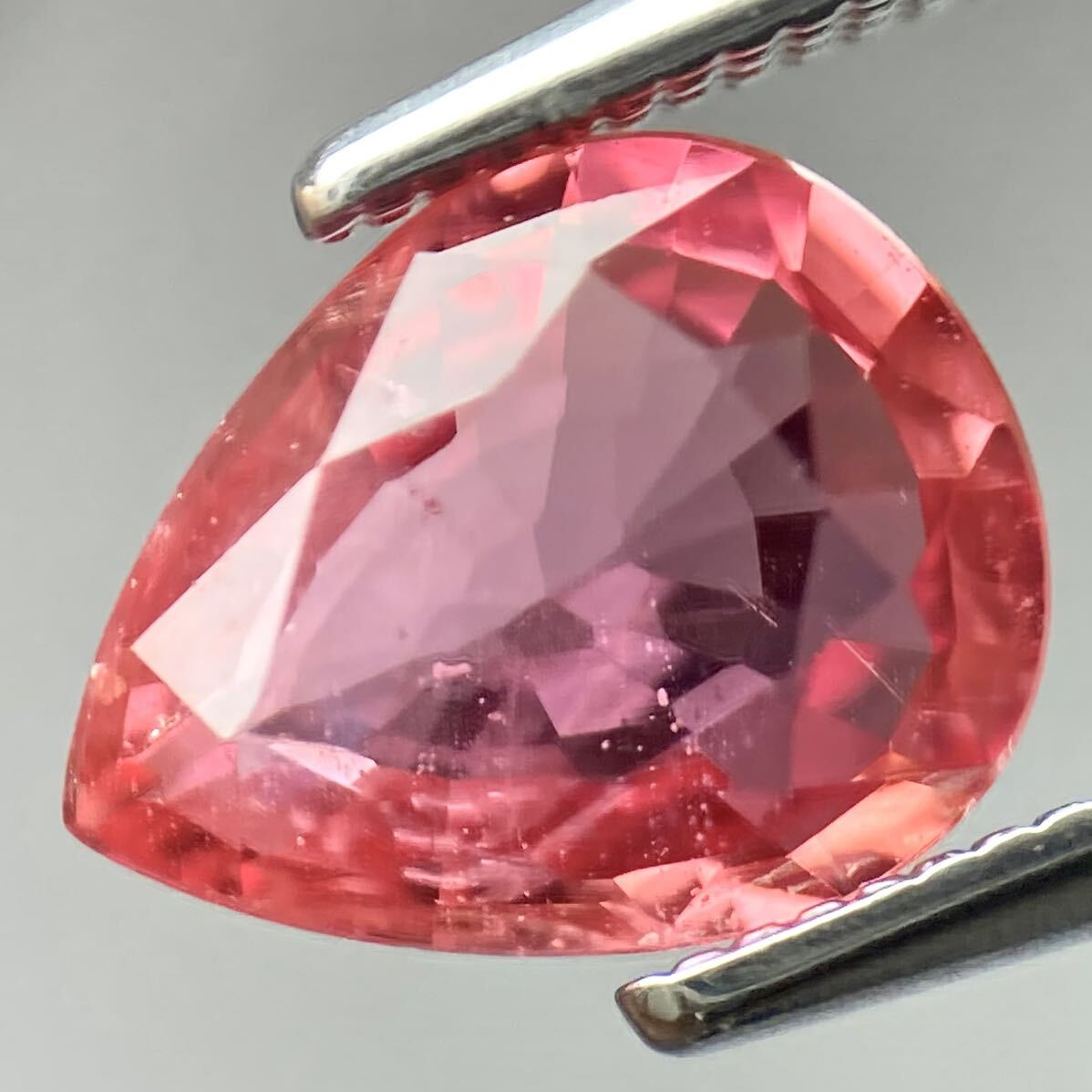 1ctUP!!〔天然パパラチアサファイア1.341ct〕a 約8.11×6.33mm ルース 裸石 宝石 ジュエリー padparadscha sapphireの画像3