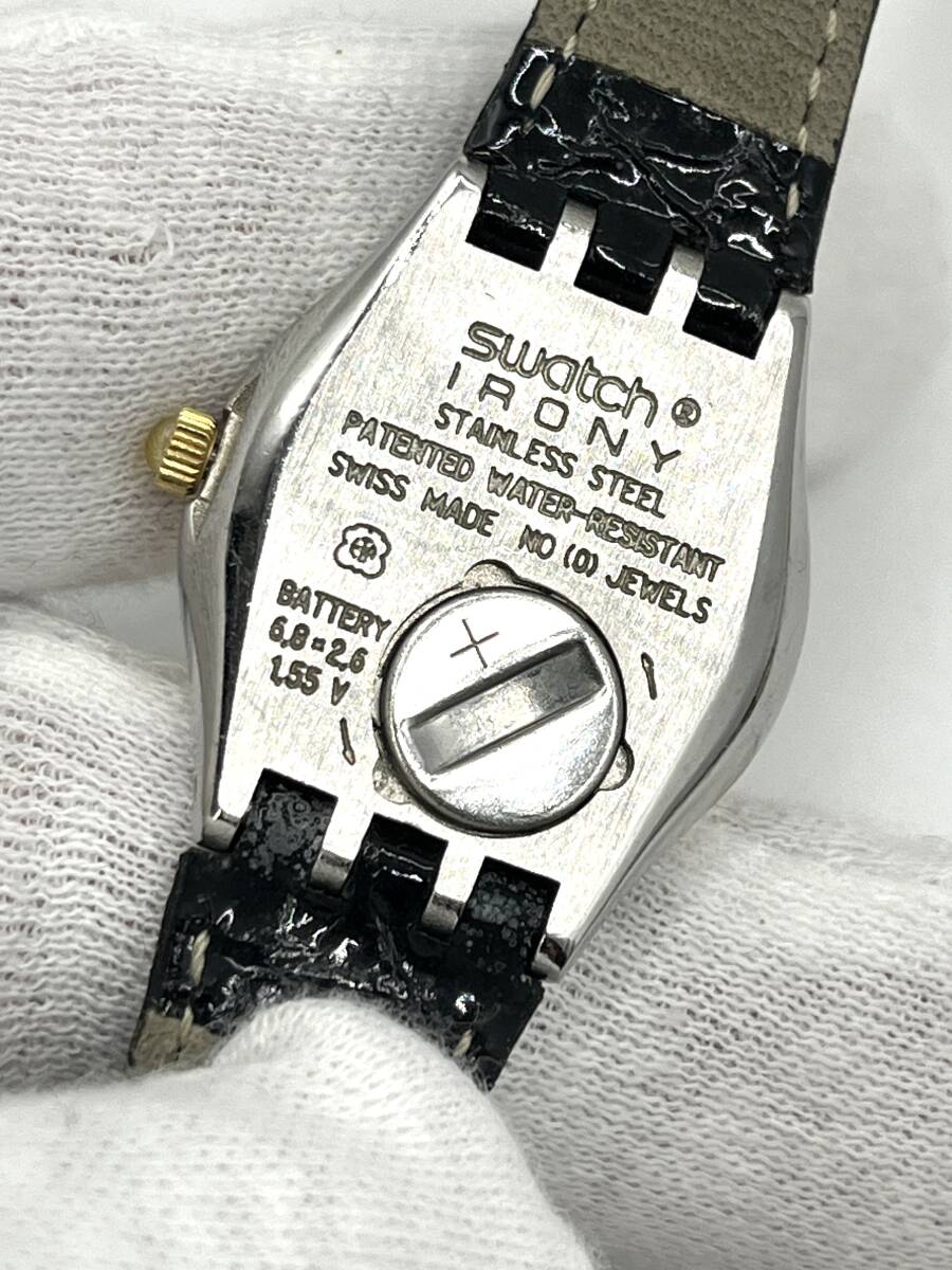 【電池切れ】Swatch スウォッチ IRONY アイロニー クォーツ 腕時計 グレージュ×ホワイト文字盤 ラウンド レザーベルト レディース_画像2