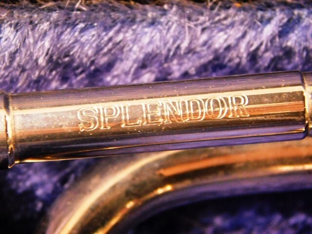 Y38★スプレンダー/トランペット/Splendor/吹奏楽器/オーケストラ/パーカッション/全長約54.8cm/約1580g/未確認ジャンク/送料870円〜の画像9