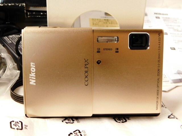 m256★美品/Nikon/COOLPIX S100/デジタルカメラ/デジカメ/コンパクトカメラ/クールピクス/ニコン/箱入り★送料590円〜の画像2