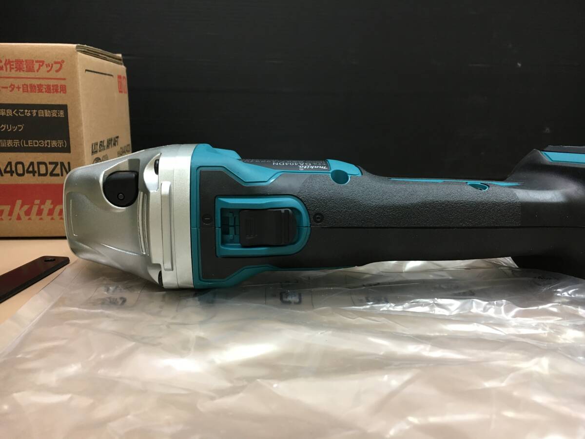 N104[08]K183(ディスクグラインダ) 美品 makita マキタ 充電式ディスクグラインダ GA404DZN/箱・取説付属 4/1出品の画像5